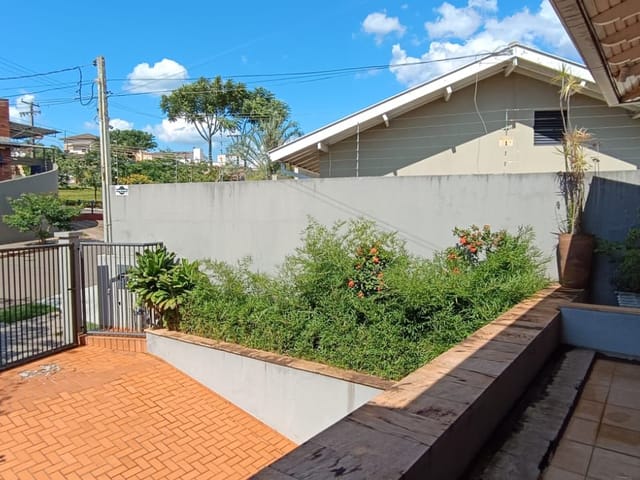 Casa com 583m² 5 quartos e 5 banheiros, à venda, no bairro Jardim Vila Rica em Cambé