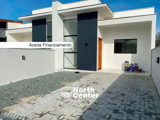 Casa com 150m² 3 quartos e 2 banheiros, à venda, no bairro Costeira em Balneário Barra do Sul