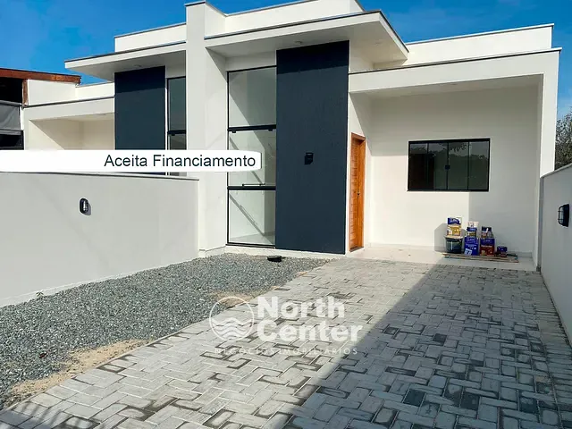 Casa com 150m² 3 quartos e 2 banheiros, à venda, no bairro Costeira em Balneário Barra do Sul