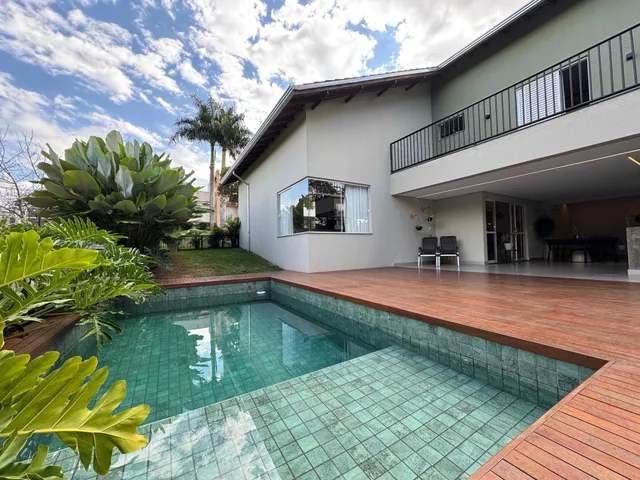 Casa com 420m² 3 quartos e 3 banheiros, à venda, no bairro Jardim Itatiaia 2 em Londrina