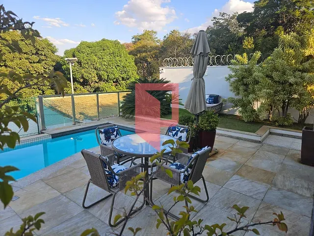 Casa com 1000m² 4 quartos e 7 banheiros, à venda, no bairro Garças em Belo Horizonte