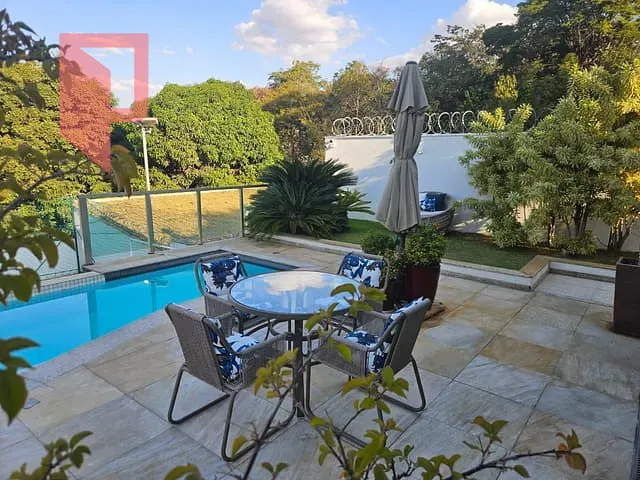Casa com 1000m² 4 quartos e 7 banheiros, à venda, no bairro Garças em Belo Horizonte