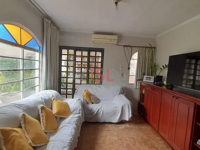 Casa com 250m² 4 quartos e 1 banheiro, à venda, no bairro Jardim Capivari em Campinas