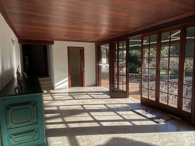Casa com 5214m² 6 quartos e 10 banheiros, à venda, no bairro Jardim Mediterrâneo em Cotia