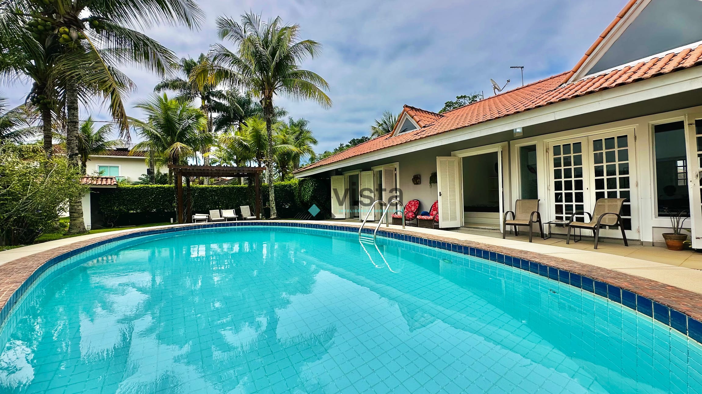 Casa, 4 quartos, 290 m² - Foto 1