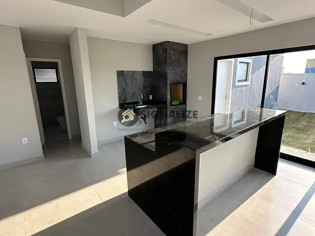 Casa com 252m² 3 quartos e 2 banheiros, à venda, no bairro Nova São Pedro em São Pedro da Aldeia