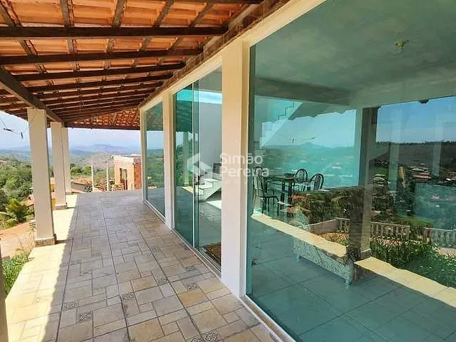Casa 2 quartos e 4 banheiros, à venda, no bairro Balança em Simão Pereira