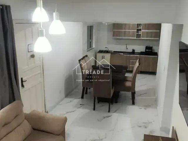 Casa com 90m² 2 quartos e 1 banheiro, à venda, no bairro Costeira em Araucária