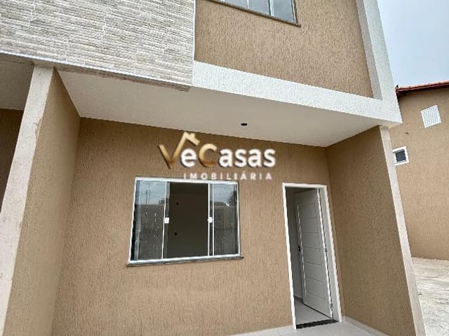 Casa com 100m² 2 quartos e 2 banheiros, à venda, no bairro Ouro Verde em Rio das Ostras