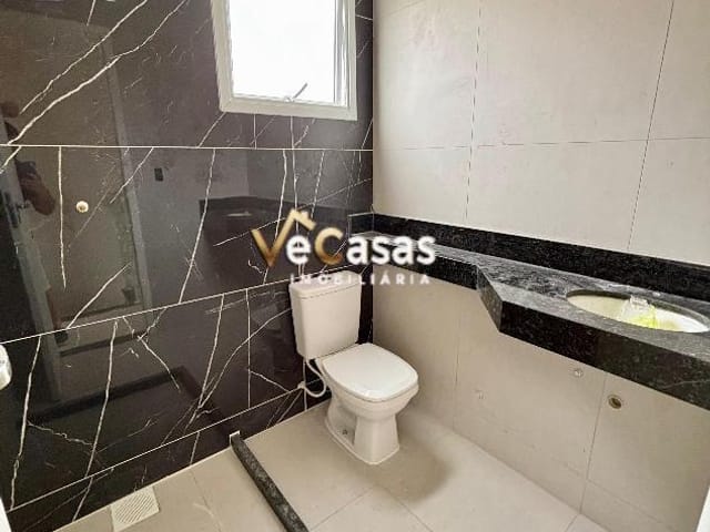 Casa com 100m² 2 quartos e 2 banheiros, à venda, no bairro Ouro Verde em Rio das Ostras