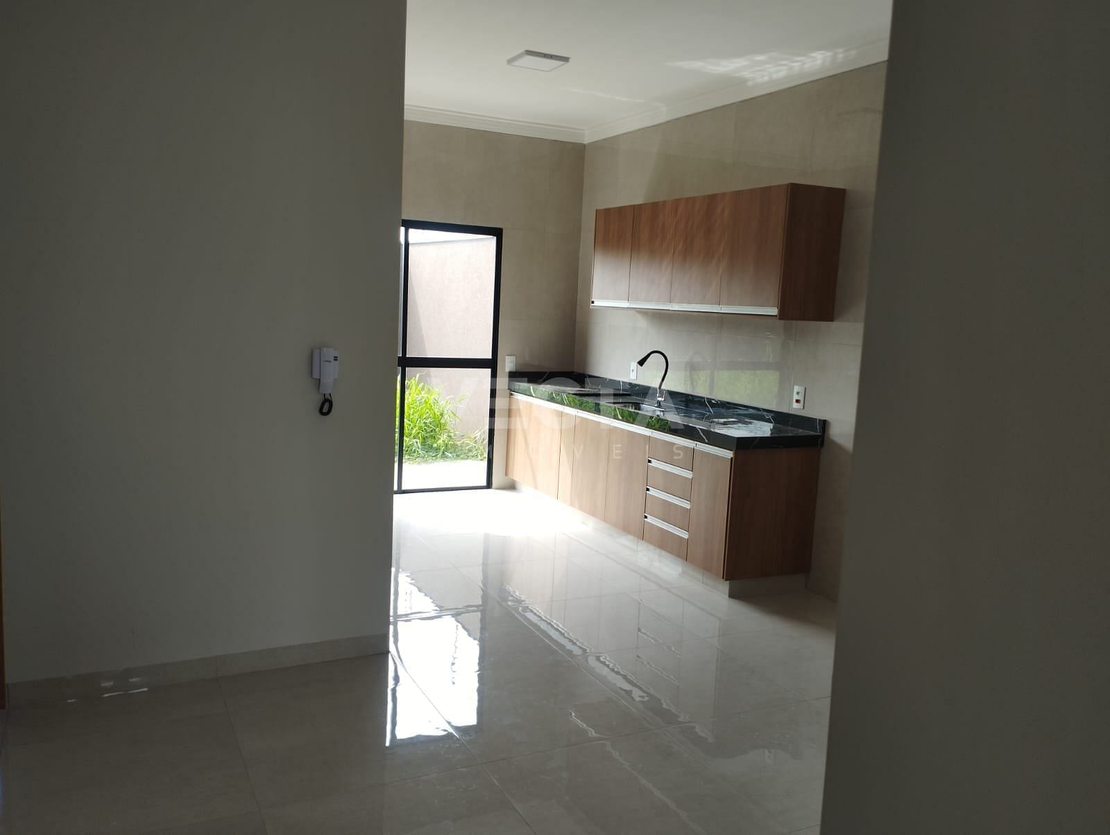 Casa à venda com 3 quartos, 99m² - Foto 11