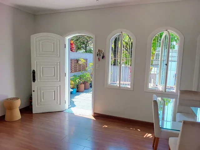 Casa com 162m² 2 quartos e 3 banheiros, à venda ou para alugar, no bairro Sumarezinho em São Paulo
