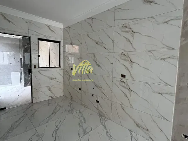 Casa 2 quartos e 1 banheiro, à venda, no bairro Iguaçu em Araucária