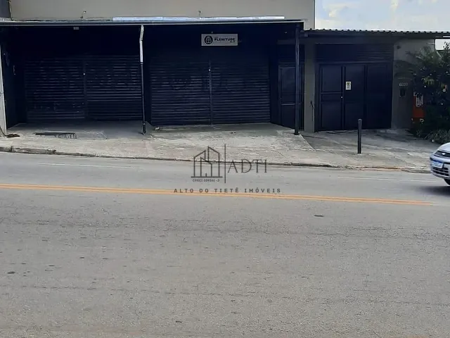 Casa à venda, no bairro Jardim Layr em Mogi das Cruzes