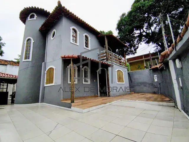 Casa com 320m² 3 quartos e 1 banheiro, à venda, no bairro Cobi de Cima em Vila Velha