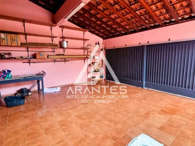 Casa 5 quartos e 5 banheiros, à venda ou para alugar, no bairro Centro em Barretos