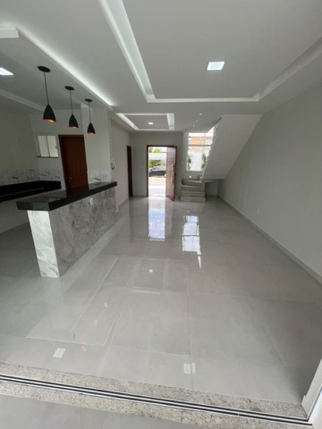 Casa com 140m² 3 quartos e 3 banheiros, à venda, no bairro Parque Aurora em Campos dos Goytacazes