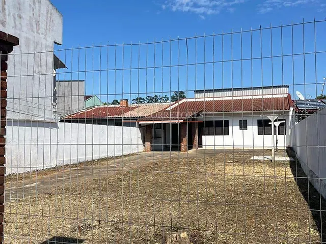 Casa com 300m² 1 quarto e 1 banheiro, à venda, no bairro Jardim do Bosque em Cachoeirinha