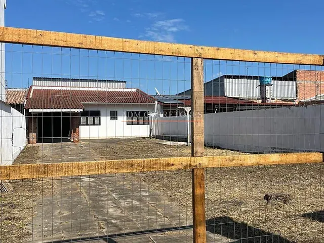 Casa com 300m² 1 quarto e 1 banheiro, à venda, no bairro Jardim do Bosque em Cachoeirinha