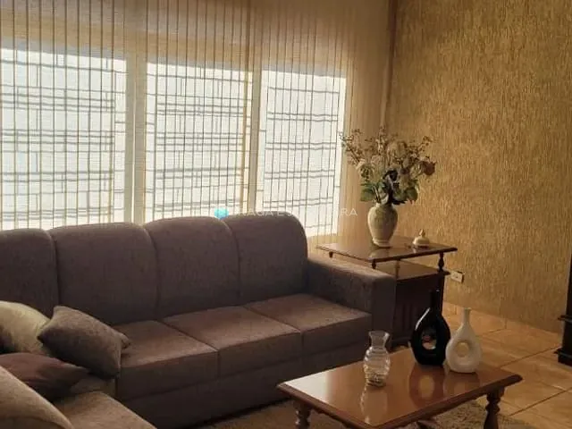 Casa com 250m² 3 quartos e 4 banheiros, à venda, no bairro Vila Imperial em São José do Rio Preto