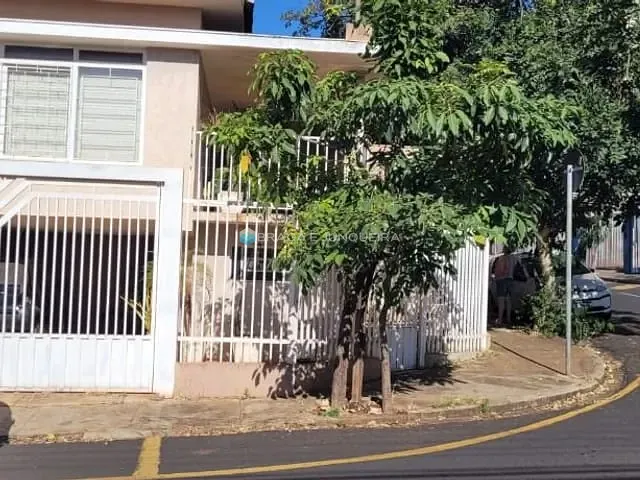 Casa com 250m² 3 quartos e 4 banheiros, à venda, no bairro Vila Imperial em São José do Rio Preto