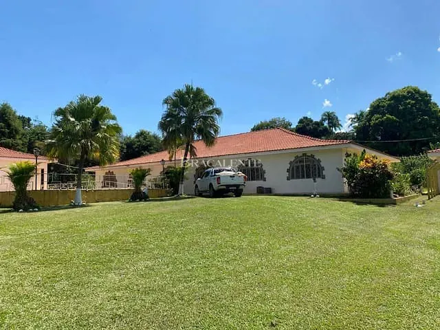 Casa com 4000m² 4 quartos e 2 banheiros, à venda, no bairro bela vista em Dois Córregos
