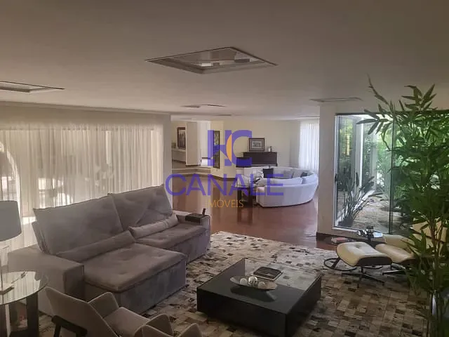 Casa com 1868m² 5 quartos e 8 banheiros, à venda, no bairro Barra da Tijuca em Rio de Janeiro