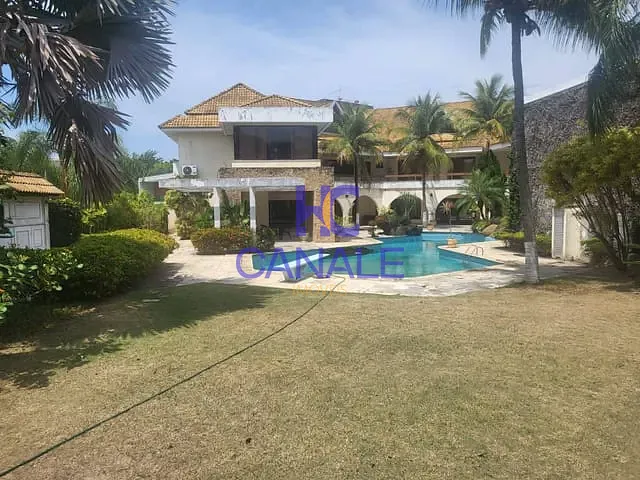 Casa com 1868m² 5 quartos e 8 banheiros, à venda, no bairro Barra da Tijuca em Rio de Janeiro