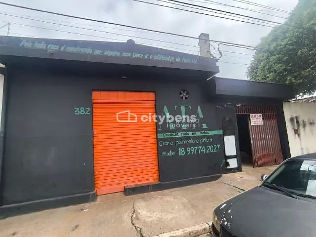 Casa com 250m², à venda, no bairro Jussara em Araçatuba
