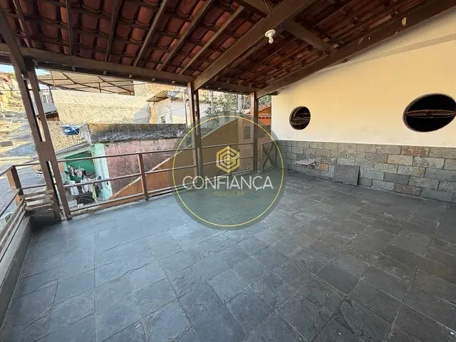 Casa 3 quartos e 1 banheiro, para alugar, no bairro Vila Nova Vista em Sabará