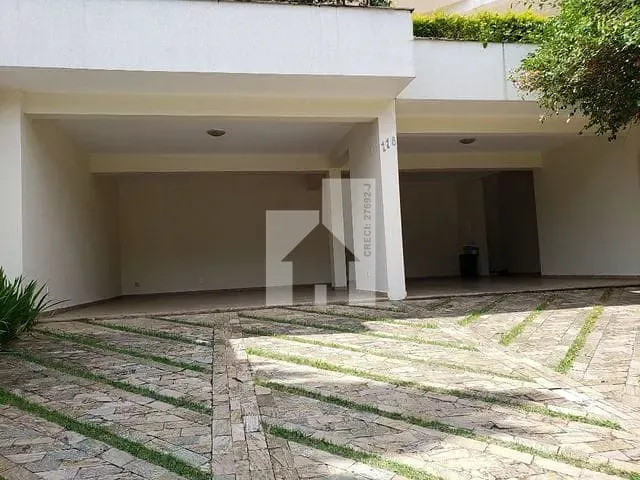 Casa com 647m² 4 quartos e 6 banheiros, à venda, no bairro Portal do Paraíso I em Jundiaí