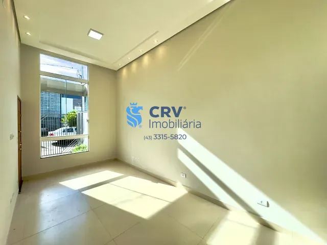 Casa com 125m² 3 quartos e 2 banheiros, à venda, no bairro Operária em Londrina