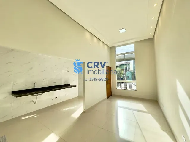 Casa com 125m² 3 quartos e 2 banheiros, à venda, no bairro Operária em Londrina