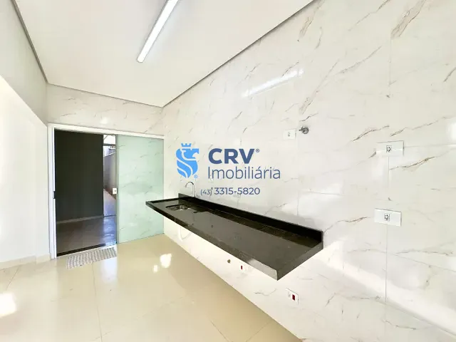 Casa com 125m² 3 quartos e 2 banheiros, à venda, no bairro Operária em Londrina
