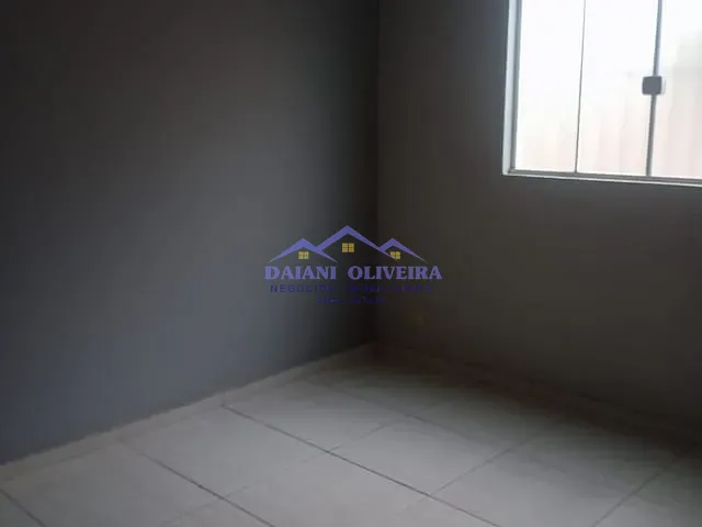Casa 3 quartos e 1 banheiro, para alugar, no bairro CENTRO em Cambará