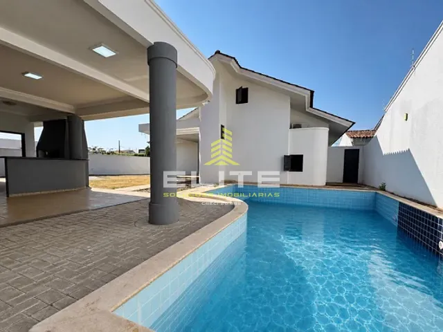 Casa com 800m² 3 quartos e 4 banheiros, à venda, no bairro Jardim Alvorada em Sorriso