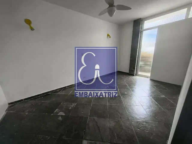 Casa com 687m², para alugar, no bairro Jardim Esplanada em São José dos Campos