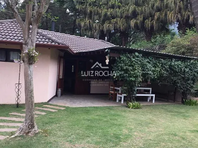 Casa com 2500m² 3 quartos e 5 banheiros, à venda, no bairro Jardim Mediterrâneo em Cotia