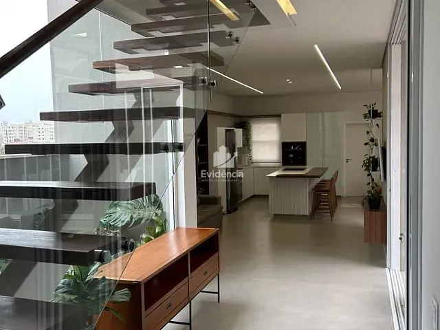 Casa 3 quartos e 4 banheiros, à venda, no bairro Gleba Simon Frazer em Londrina