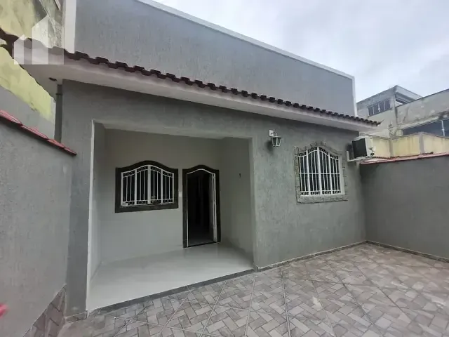 Casa com 80m² 2 quartos e 1 banheiro, para alugar, no bairro Maria da Luz em Nova Iguaçu