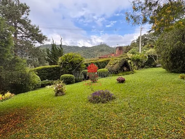 Casa 4 quartos e 3 banheiros, à venda, no bairro Mury em Nova Friburgo