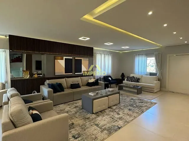 Casa com 1608m² 4 quartos e 5 banheiros, à venda, no bairro Haras Paineiras em Salto