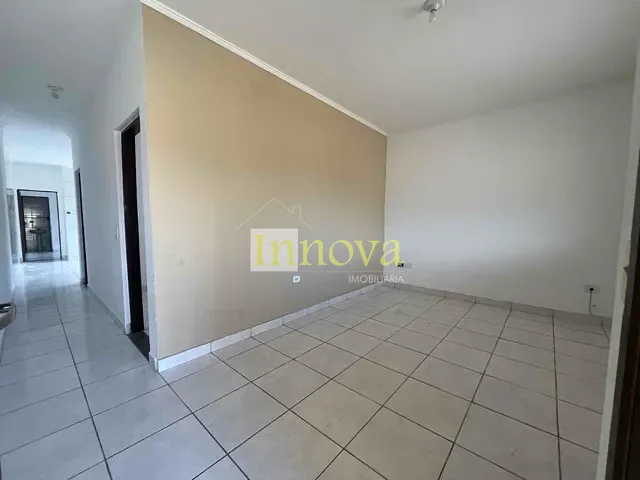 Casa com 150m² 2 quartos e 2 banheiros, à venda, no bairro Poiares em Caraguatatuba