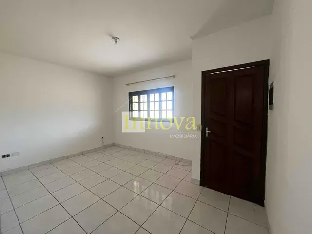 Casa com 150m² 2 quartos e 2 banheiros, à venda, no bairro Poiares em Caraguatatuba