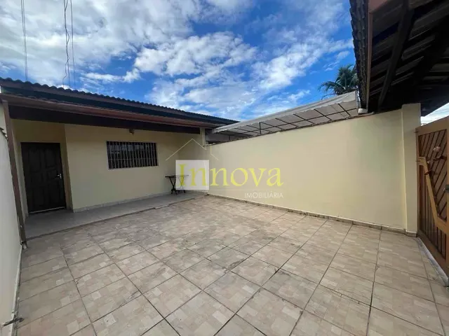 Casa com 150m² 2 quartos e 2 banheiros, à venda, no bairro Poiares em Caraguatatuba