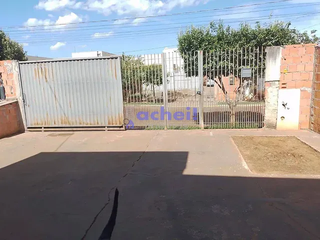 Casa 2 quartos e 1 banheiro, à venda, no bairro Vila Paulista em Rondonópolis