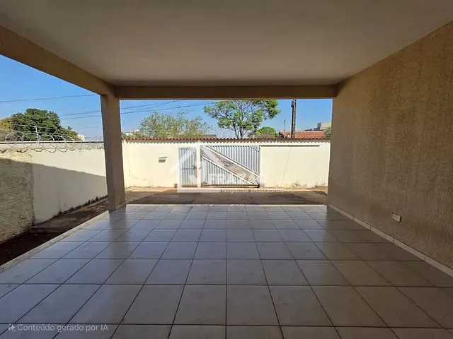 Casa 3 quartos e 2 banheiros, à venda, no bairro Vila Jardim São Judas Tadeu em Goiânia