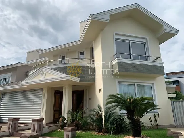 Casa com 470m² 4 quartos e 5 banheiros, para alugar, no bairro Jurerê Internacional em Florianópolis