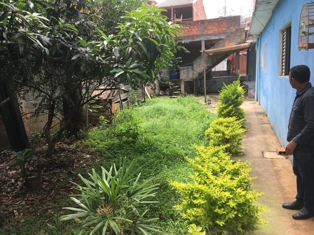 Casa com 250m² 3 quartos e 2 banheiros, à venda, no bairro Parque dos Eucaliptos (Fazendinha) em Santana de Parnaíba