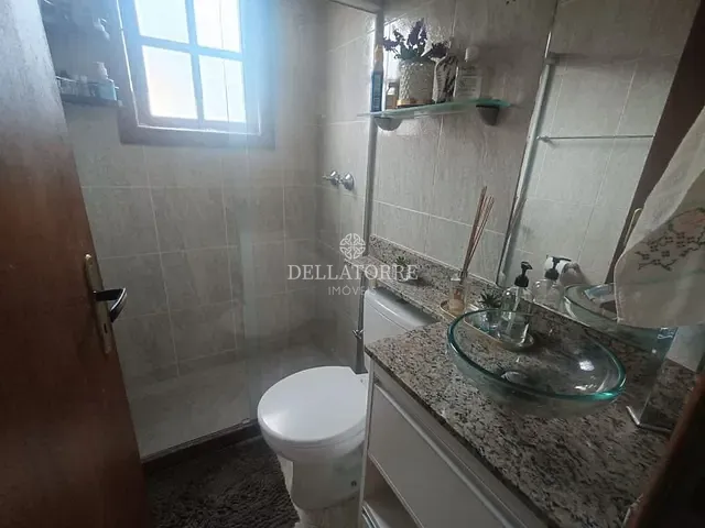 Casa com 380m² 4 quartos e 4 banheiros, à venda, no bairro Parque do Ingá em Teresópolis